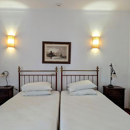 Hotel Solar De Monfalim Évora Extérieur photo