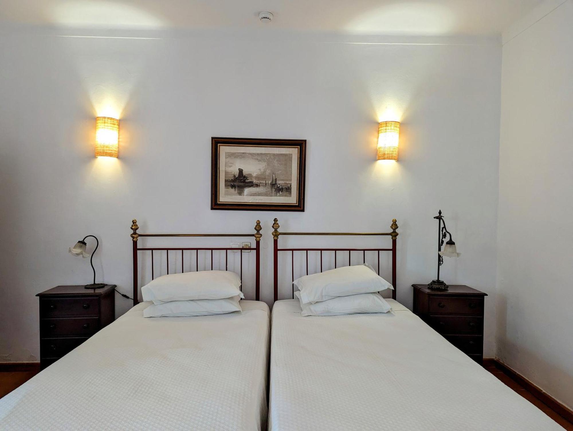 Hotel Solar De Monfalim Évora Extérieur photo