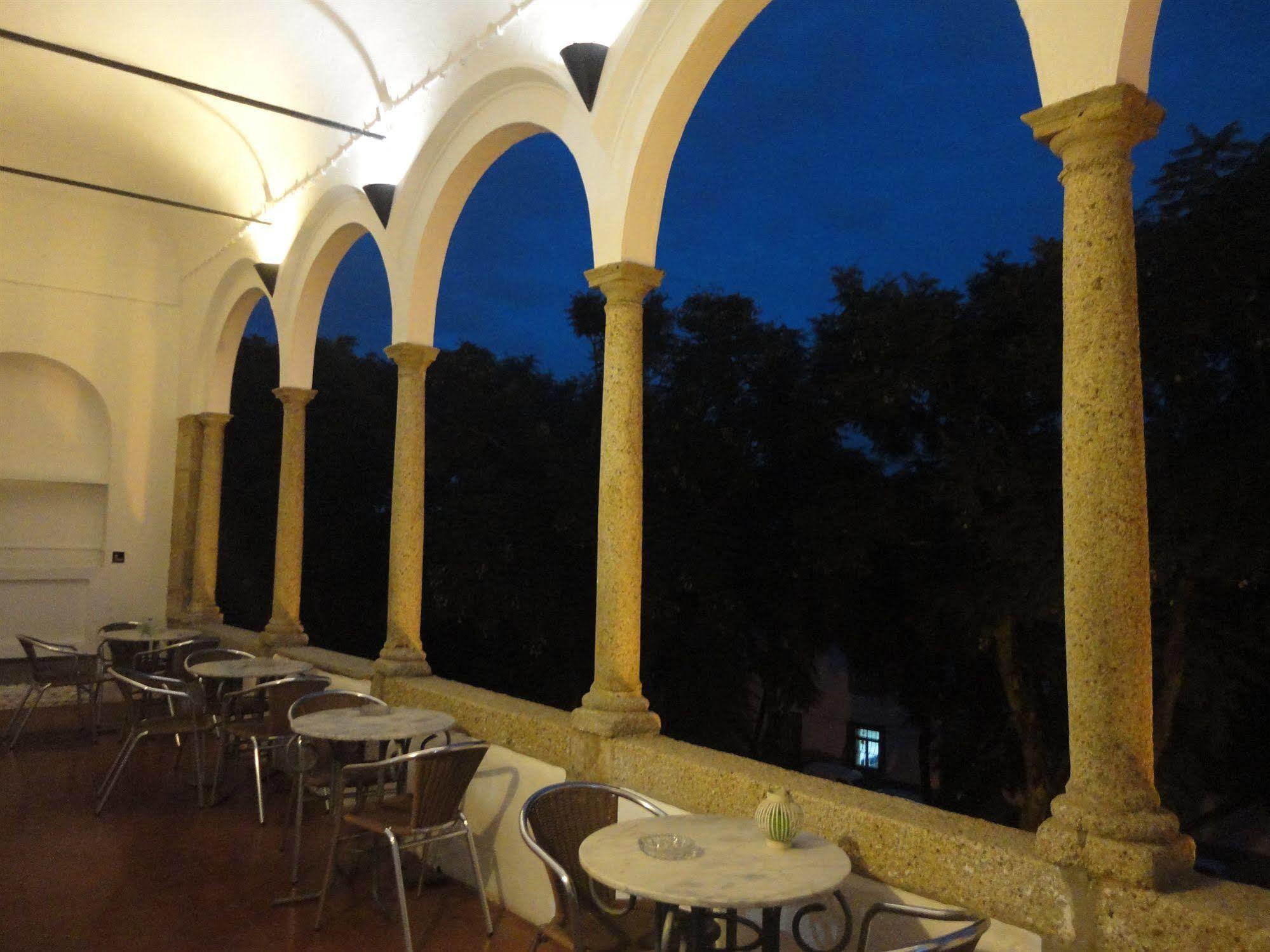 Hotel Solar De Monfalim Évora Extérieur photo